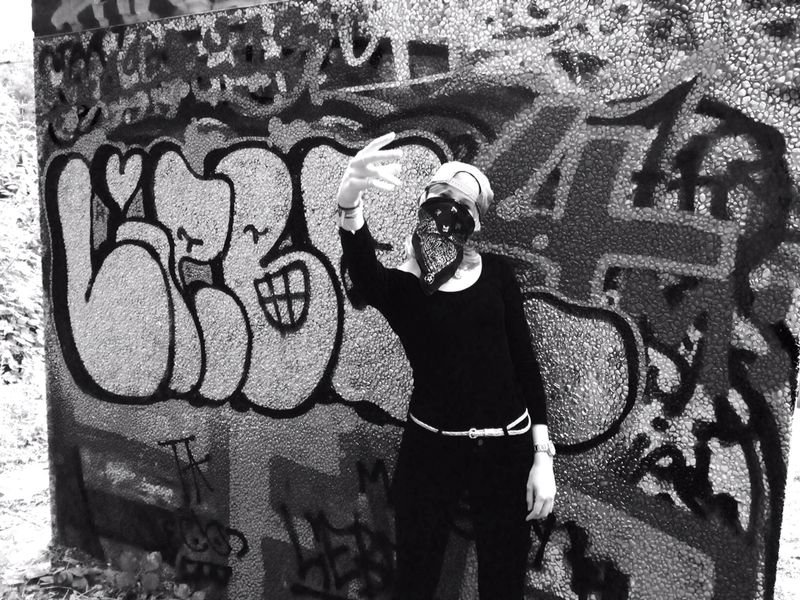 Graffiti Bombing - Photo by liebe (2014)