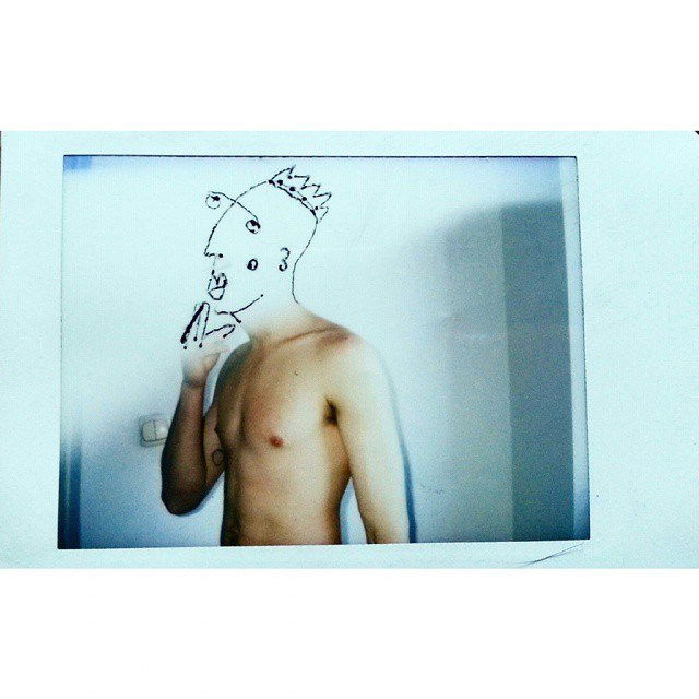 Graffiti Street Art in Warsaw - Photo by littlepleasure - streetart, streetartwarsaw, instagram (2015)