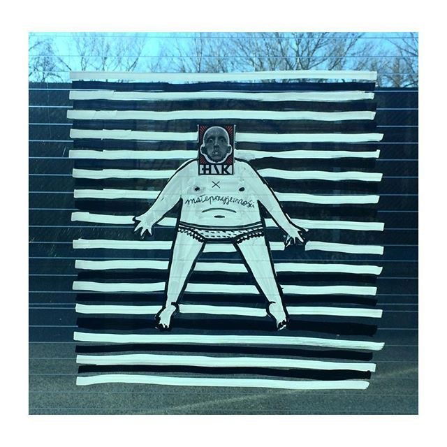 Graffiti Street Art in Warsaw - Photo by littlepleasure - streetart, streetartwarsaw, instagram (2015)