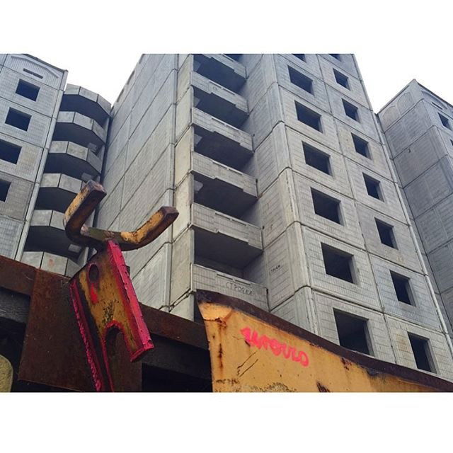 Graffiti Street Art in Warsaw - Photo by littlepleasure - streetart, streetartwarsaw, instagram (2015)