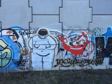 Graffiti Street Art in Warsaw - Photo by littlepleasure - streetart, streetartwarsaw, instagram (2015)