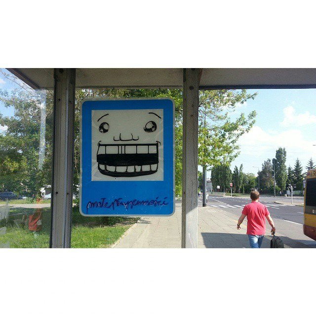 Graffiti Street Art in Warsaw - Photo by littlepleasure - streetart, streetartwarsaw, instagram (2015)