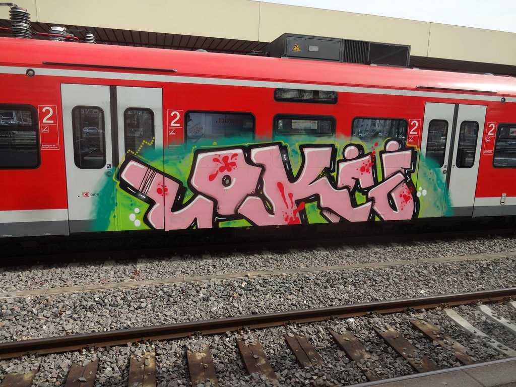 Graffiti Train - Photo by locke - lokii