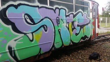 Graffiti Bombing - Photo by lockigflockig - sate (2015)