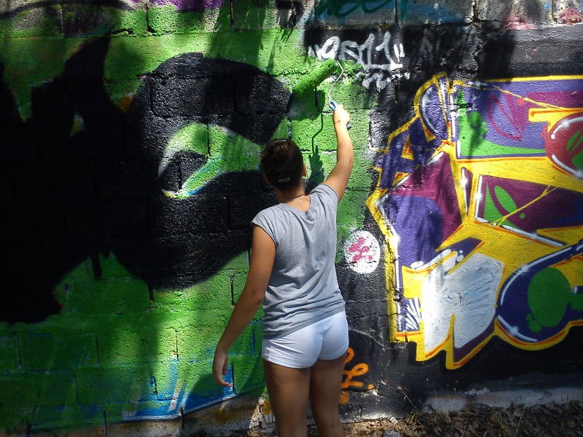 Graffiti Artwork in Karditsa - Photo by loke - loke, nafsika (2012)