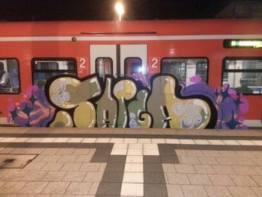 Graffiti Train - Photo by loveGraffiti