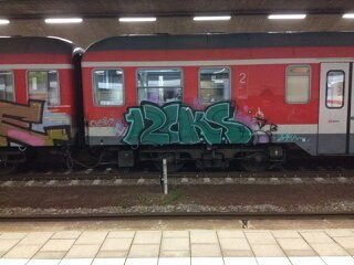 Graffiti Train - Photo by loveGraffiti