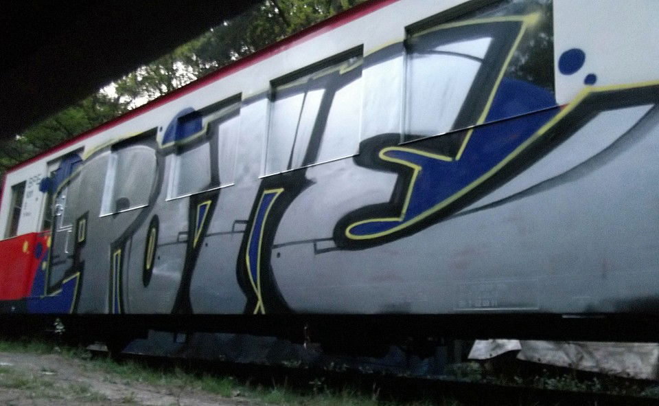 Graffiti Wall - Photo by lovetrains