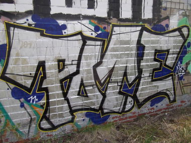 Graffiti Wall - Photo by lovetrains - pote