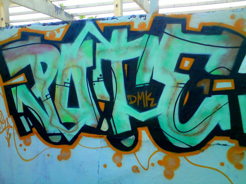 Graffiti Wall - Photo by lovetrains - pote