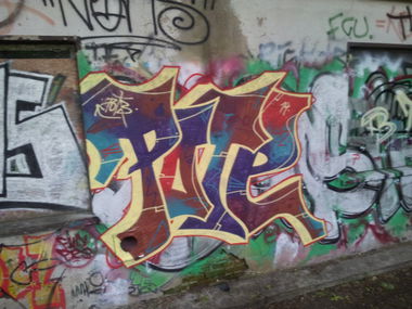 Graffiti Wall - Photo by lovetrains - pote (2014)