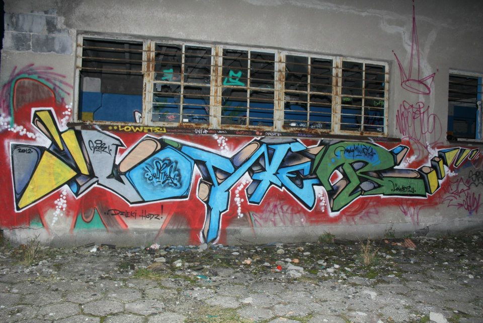 Graffiti Wall in Polska - Photo by lower