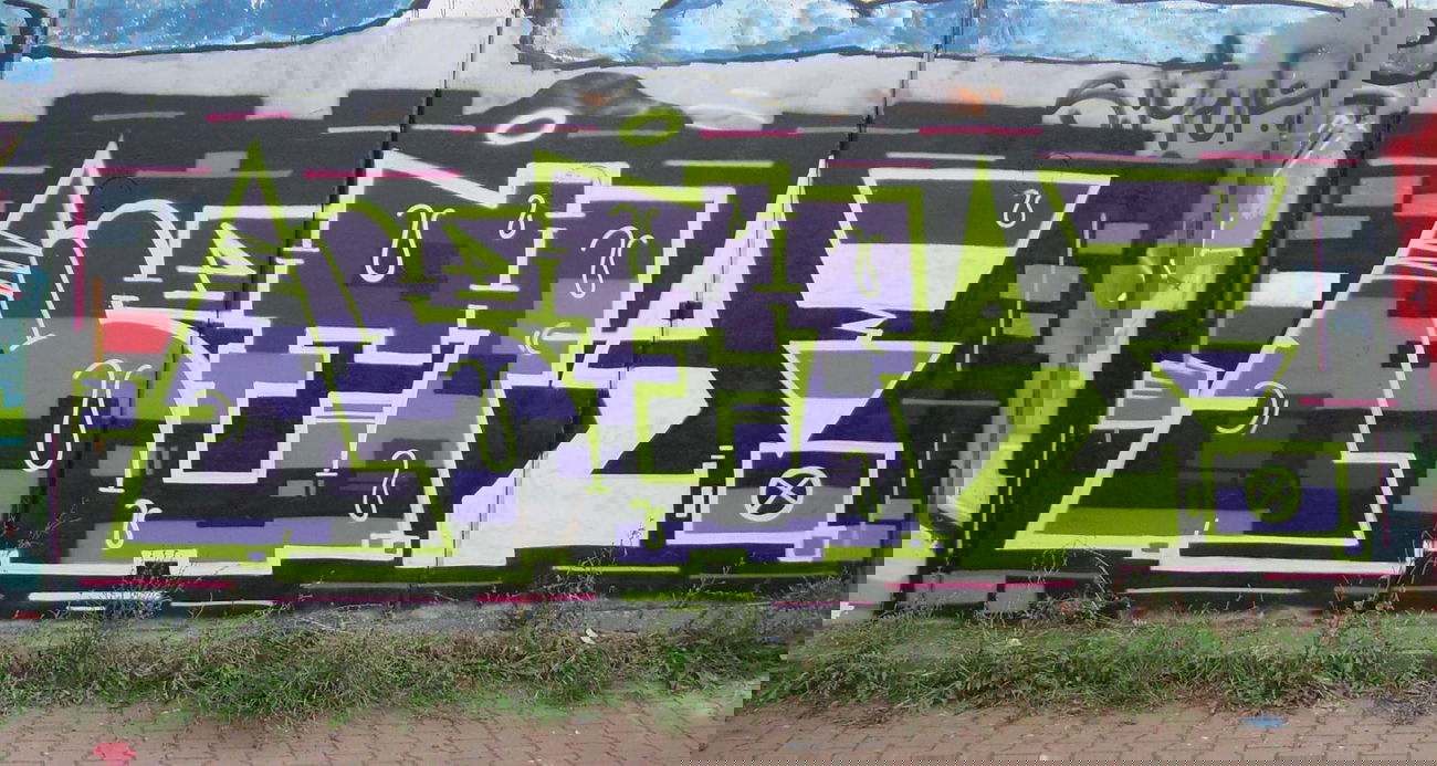 Graffiti Wall - Photo by luper - luper (2014)