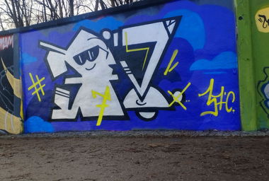 Graffiti Wall in Warsaw - Photo by luper - 37, 37C, Luper (2023)