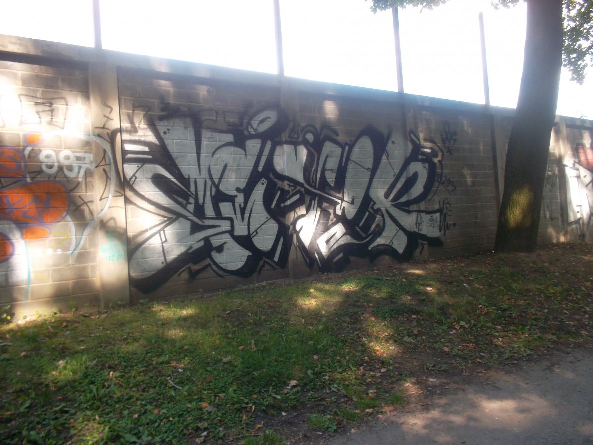 Graffiti Wall - Photo by macho - mexik