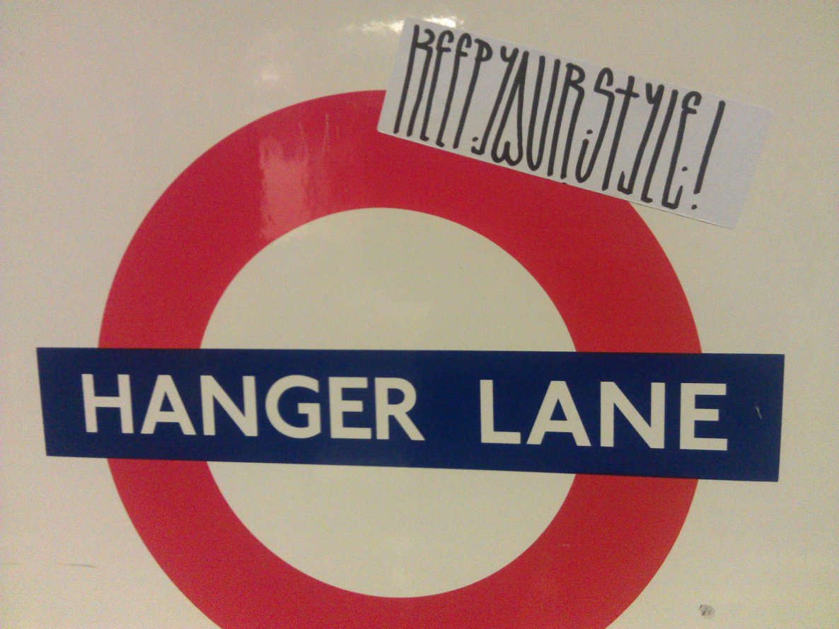 Graffiti Street Art - Photo by macho