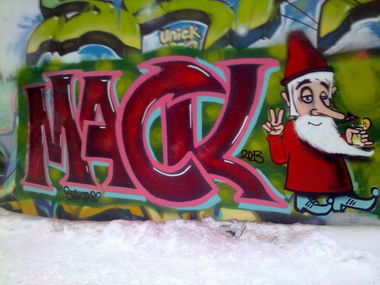 Graffiti Wall in Yaroslavl - Photo by mack - Mac
