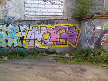 Graffiti Bombing in Yaroslavl - Photo by mack - Mack (2012)