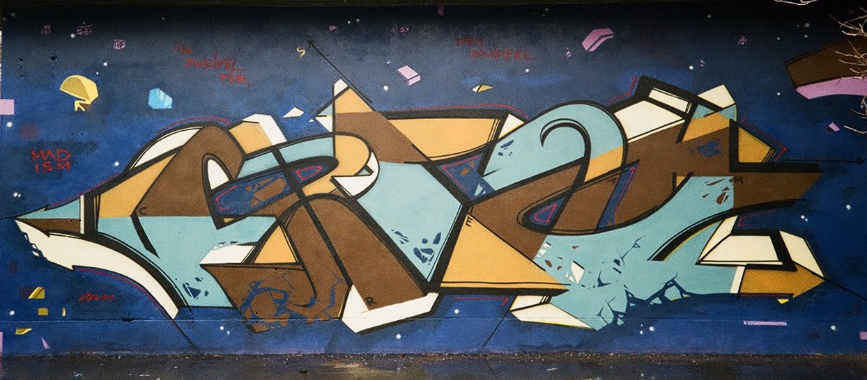 Graffiti Wall - Photo by mad_cream - Cream