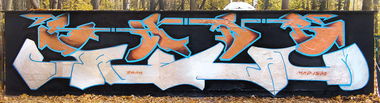 Graffiti Wall - Photo by mad_cream - Shab&Cream