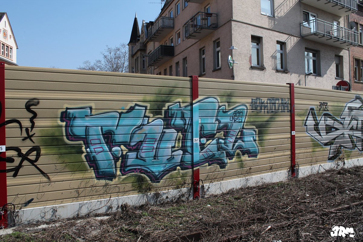 Graffiti Bombing - Photo by madmax - fuel
