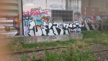 Graffiti Bombing - Photo by madmax - nert, obk (2013)