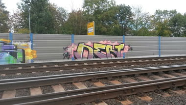 Graffiti Bombing - Photo by madmax - nert, sm (2014)
