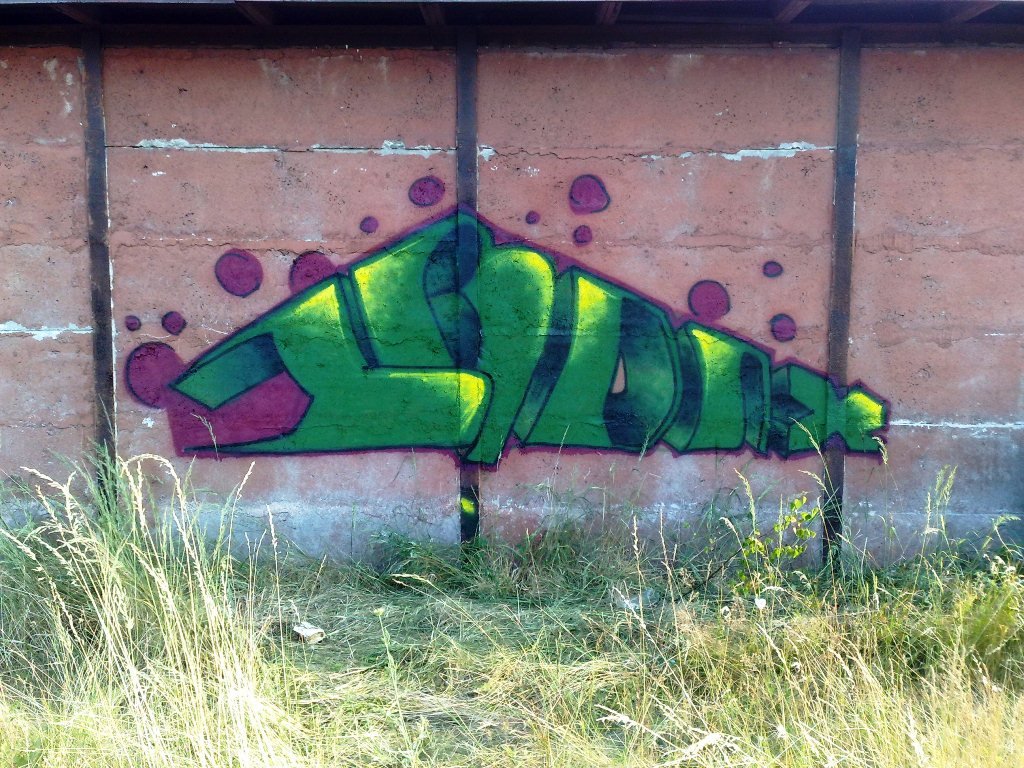 Graffiti Artwork - Photo by malarz87