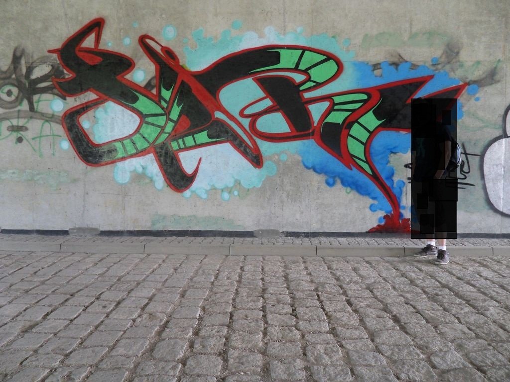 Graffiti Wall - Photo by malarz87