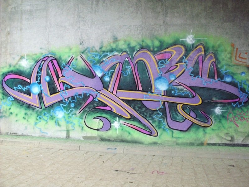 Graffiti Wall - Photo by malarz87