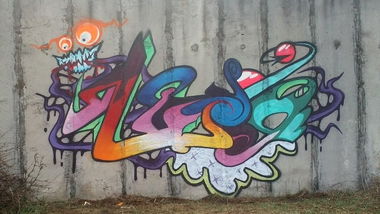 Graffiti Wall - Photo by malarz87