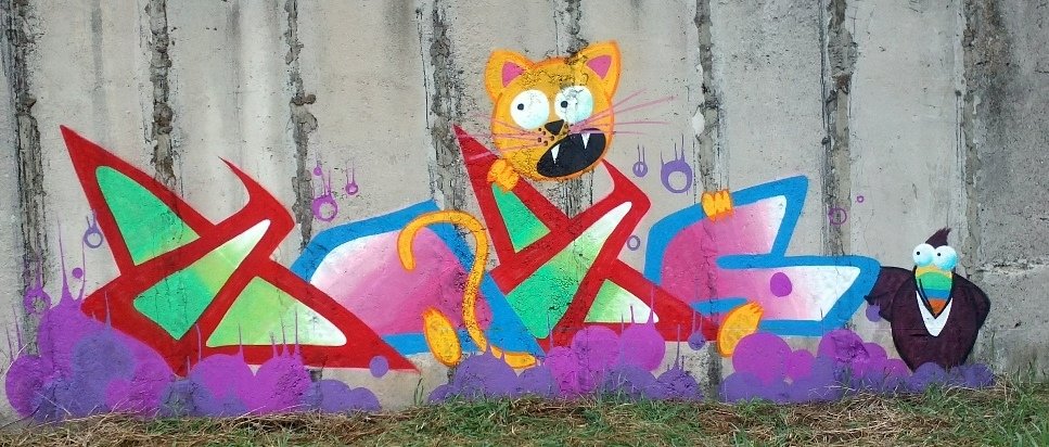 Graffiti Wall - Photo by malarz87