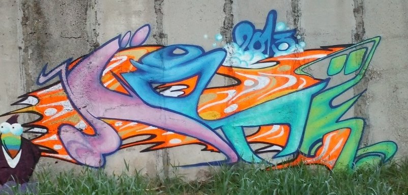 Graffiti Wall - Photo by malarz87