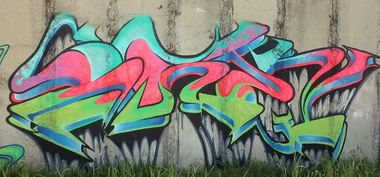 Graffiti Wall - Photo by malarz87