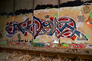 Graffiti Wall in Berlin - Photo by malerone - Lovaz (2015)