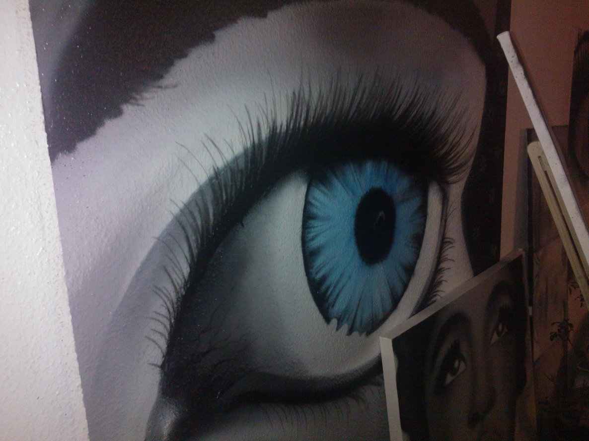 Graffiti Artwork - Photo by manta18 - montwo (2012)