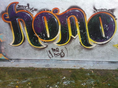 Graffiti Wall - Photo by manta18 - montwo (2013)