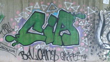 Graffiti Wall in Ni - Photo by mareCIA (2014)