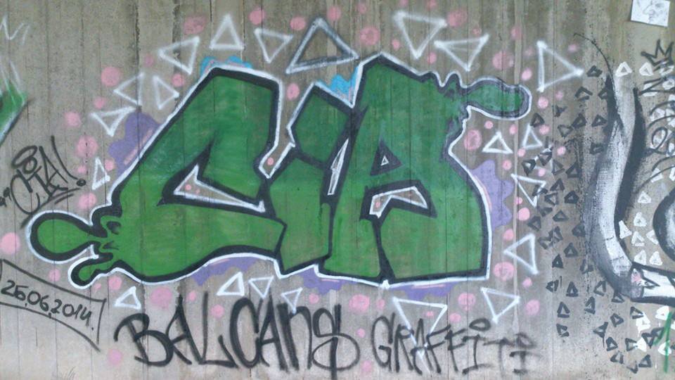 Graffiti Wall in Ni - Photo by mareCIA (2014)