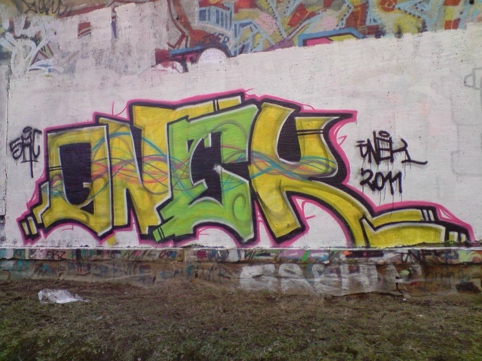 Graffiti Wall in Freiberg - Photo by mariohanna - onek (2011)