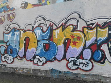 Graffiti Wall in Freiberg - Photo by mariohanna - onek (2013)