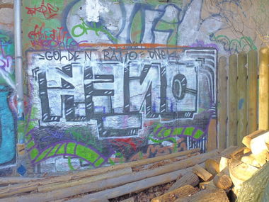 Graffiti Wall - Photo by mariohanna - onek, amf (2015)