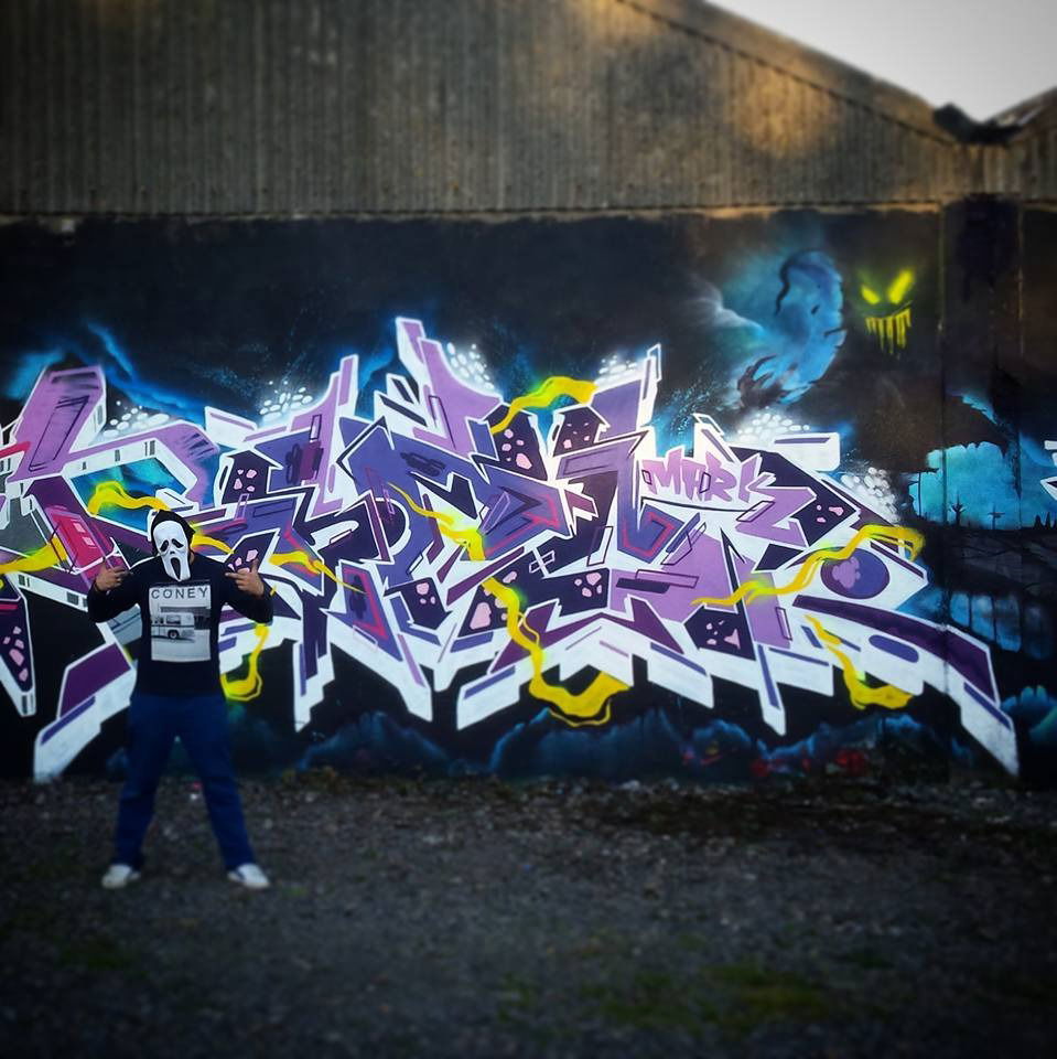 Graffiti Wall - Photo by mark_szo - shibe, oner, durex (2015)