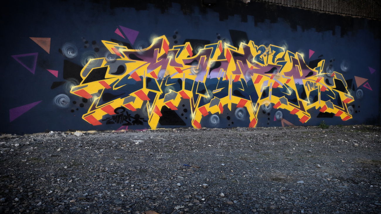 Graffiti Wall - Photo by mark_szo (2017)