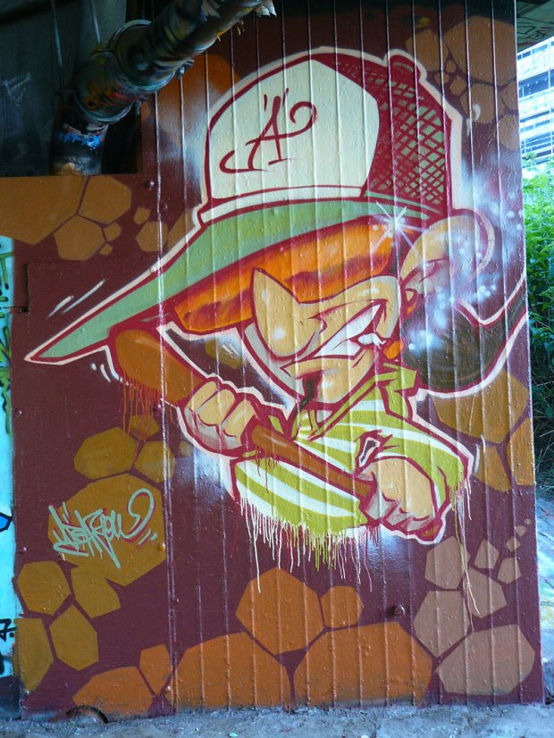 Graffiti Wall in Dresden - Photo by maruh - aenyou, uwax, character (2010)