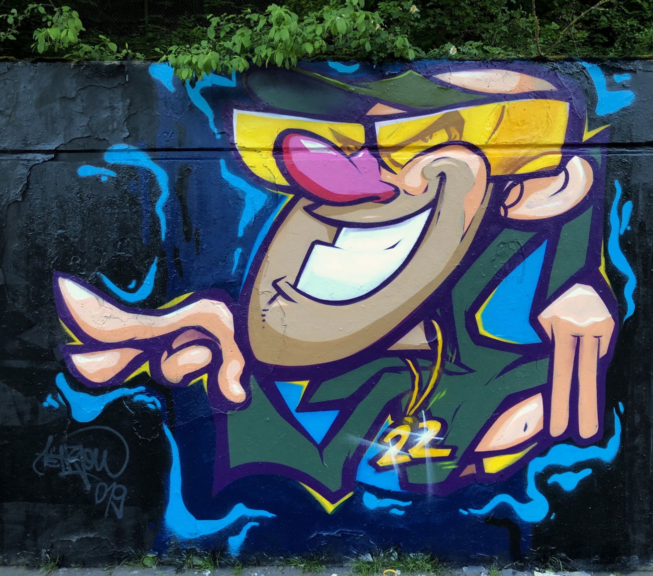 Graffiti Wall - Photo by maruh - aenyou, uwax, character (2019)