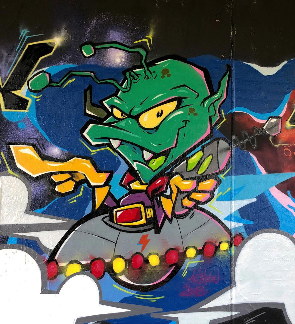 Graffiti Wall in Kassel - Photo by maruh - uwax, aenyou, uwax (2018)