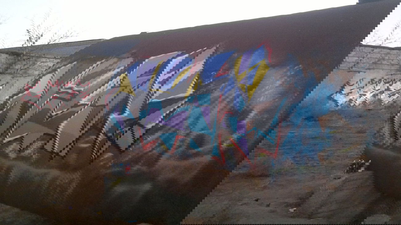 Graffiti Artwork in Astrakhan - Photo by masezman (2014)