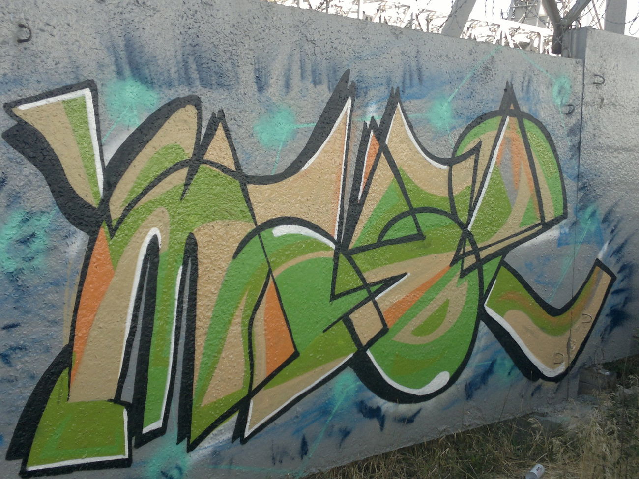 Graffiti Wall - Photo by masezman (2015)