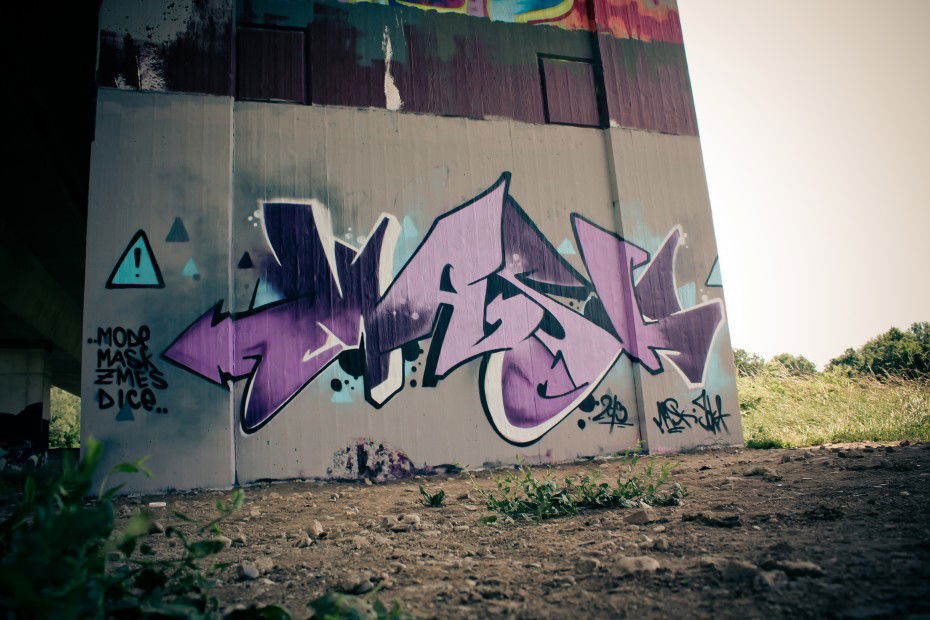 Graffiti Wall in Lörrach - Photo by mask - MODE, MASK, CREW (2013)